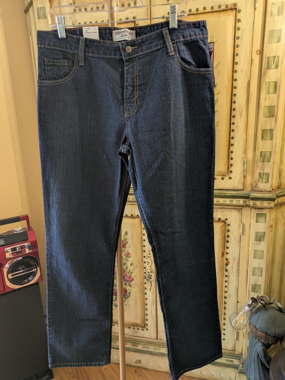 Levi's Straight Dark Indigo Jeans Mid Rise Sz 14 New